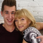 Szuzanne in 'Quality Time'