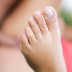 Extraordinary Feet