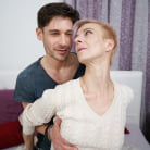 Belinda Bee in 'Noisy Neighbor'