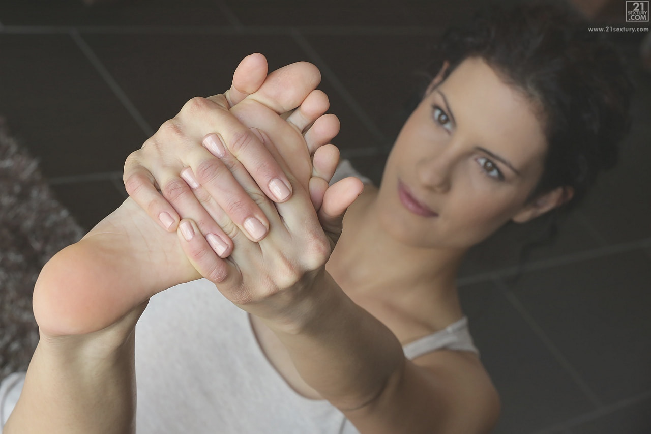 Flexy Feet