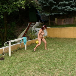 Fútbol desnudo