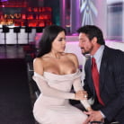 Luna Star in 'Luna Finds Sexy Trouble'