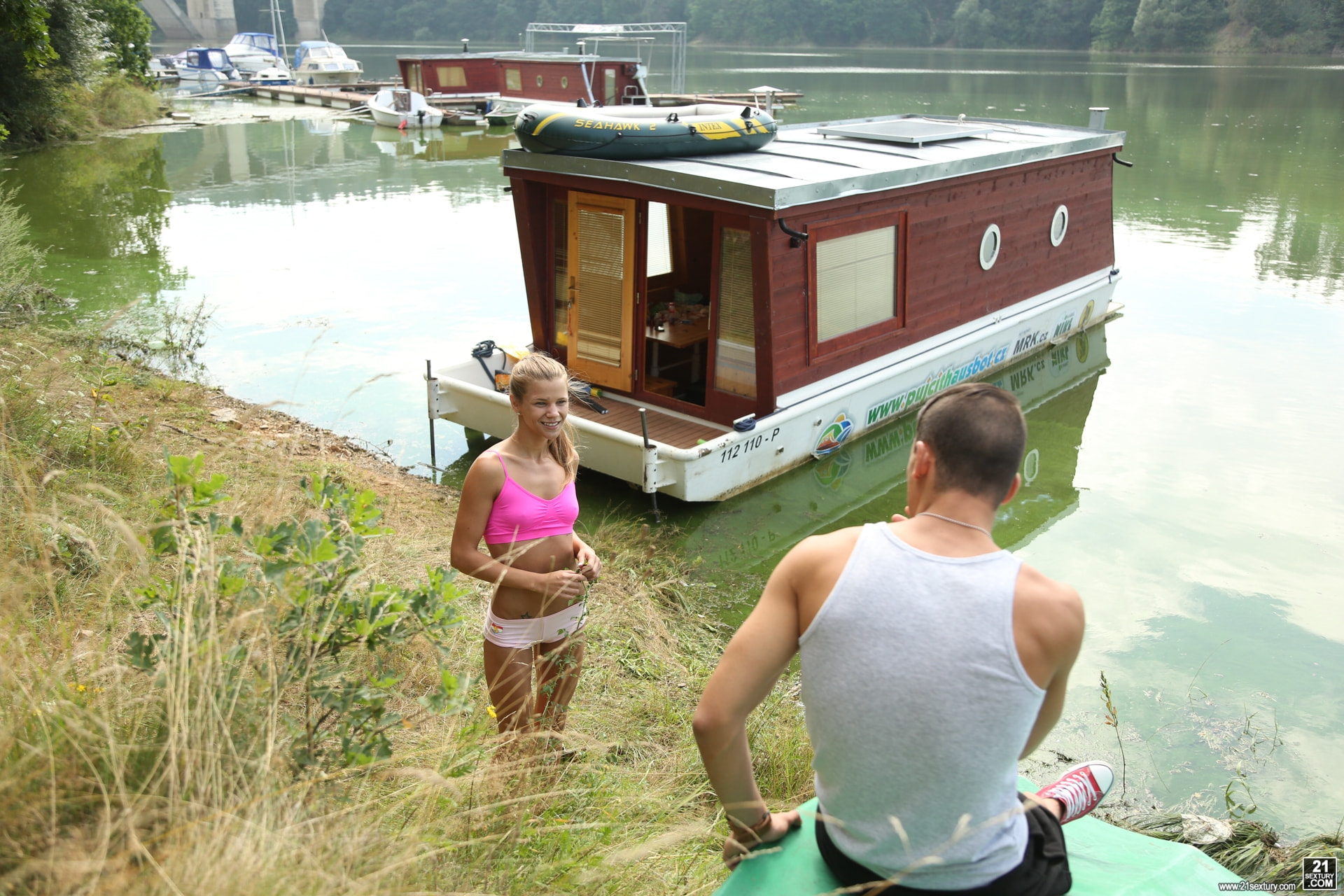 House Boat Full of Teens