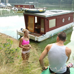 House Boat Full of Teens